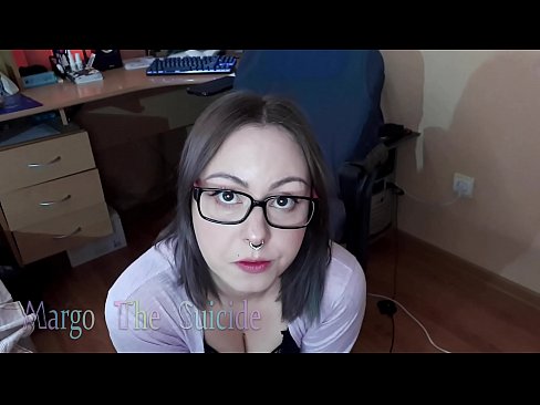 ❤️ Көзілдірік киген сексуалды қыз камерада дилдоны терең сорып алады ❤️ Сандық видео  kk.sexindrag.ru ❌️❤